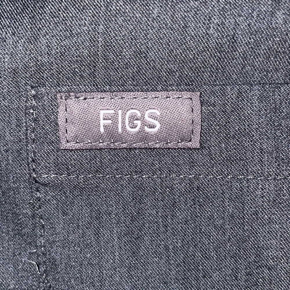 Figs scrub top - Picture 1 of 3